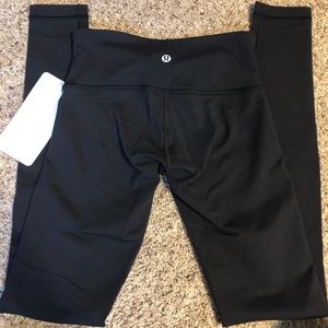 NWT Lululemon wunder under LR leggings